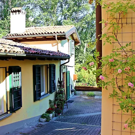 Ca' Usignolo Ferienhaus *